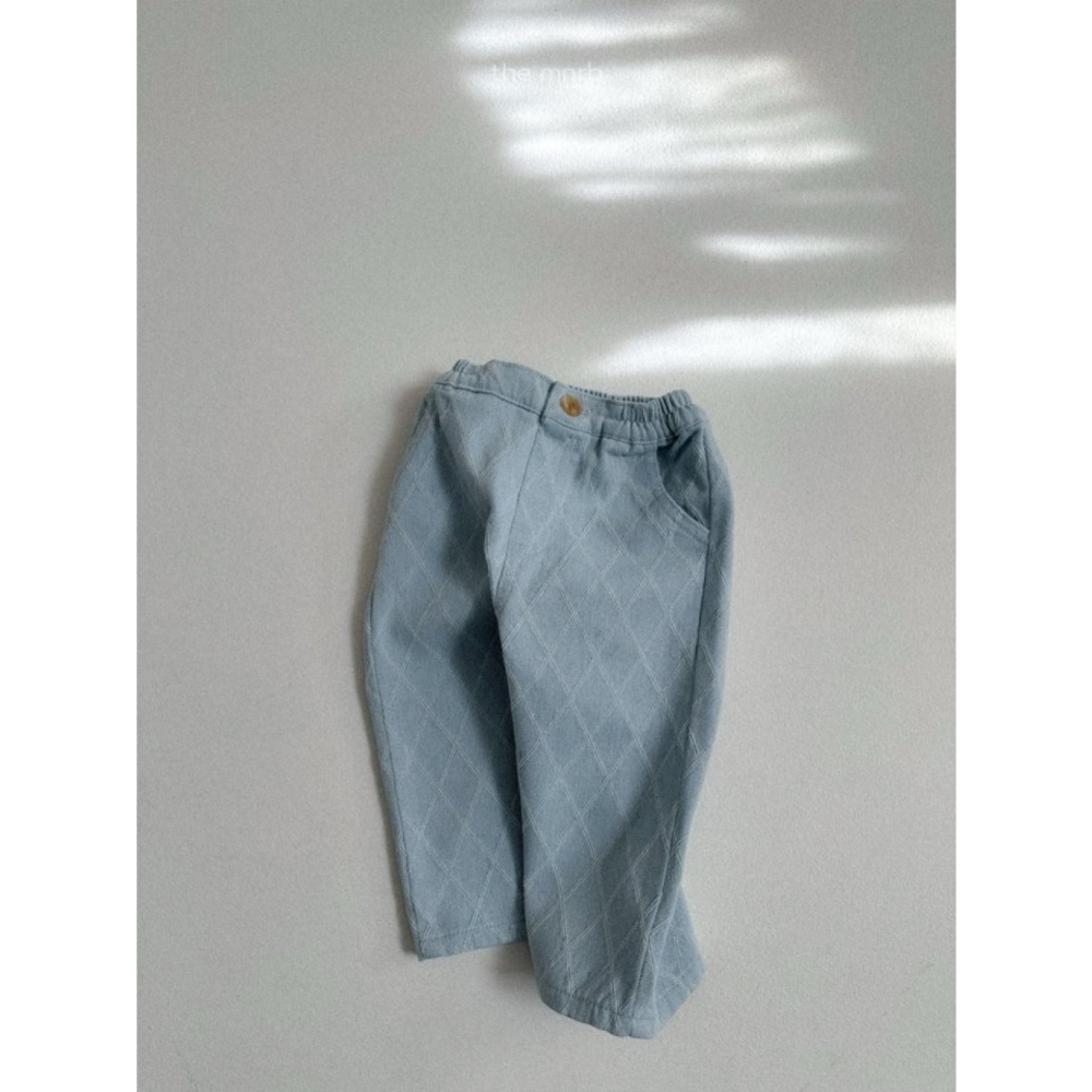 正韓童裝 韓製 mnrb 質感舒適菱格紋牛仔褲-細節圖6