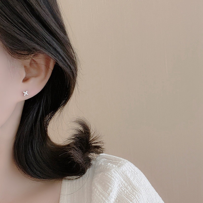 🔥現貨🔥不對稱字母耳環女氣質簡約睡覺不用摘XO英文耳環【飾品批發】-細節圖3