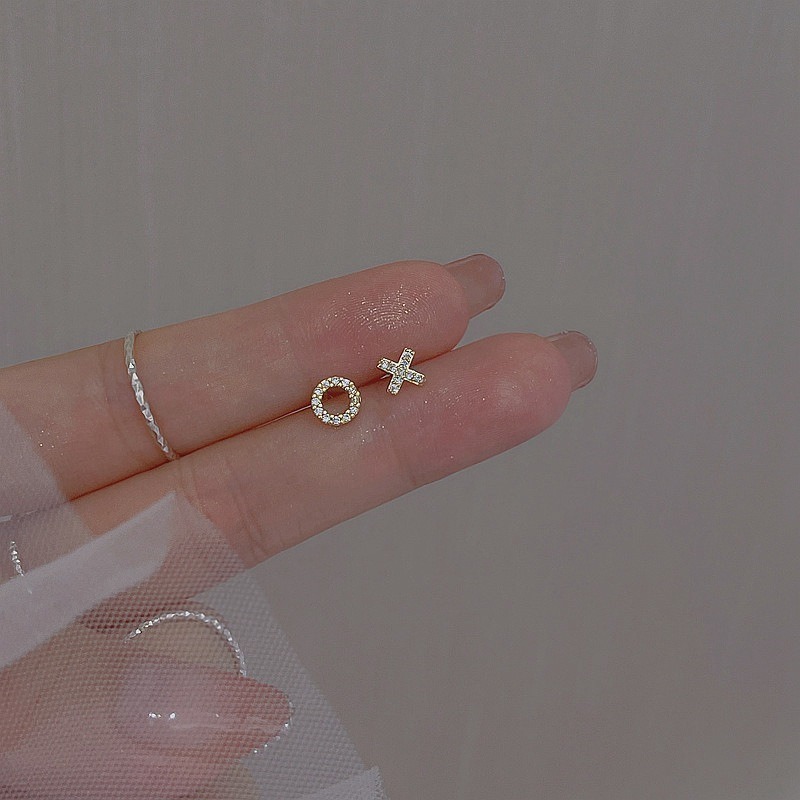 🔥現貨🔥不對稱字母耳環女氣質簡約睡覺不用摘XO英文耳環【飾品批發】-規格圖3