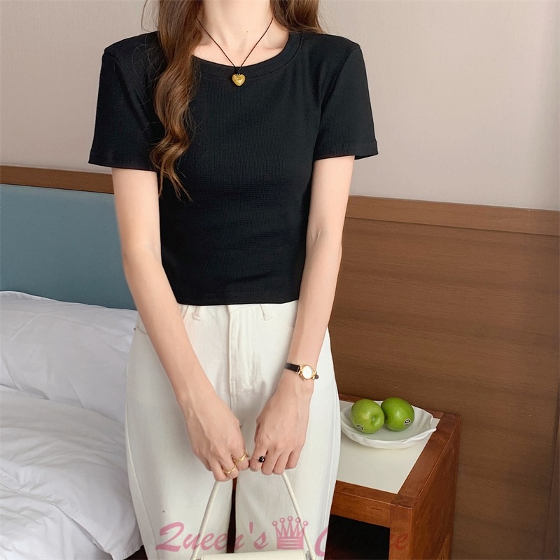 黑色後綁帶小心機設計短版素色T恤-細節圖4