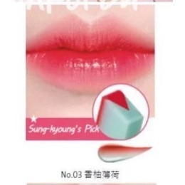 二手 蘭芝 Laneige 超放電晶潤雙色唇膏 NO.3 香柚薄荷 (李聖經調色創作)2公克 V字雙色設計 晚安唇膜潤澤-細節圖3
