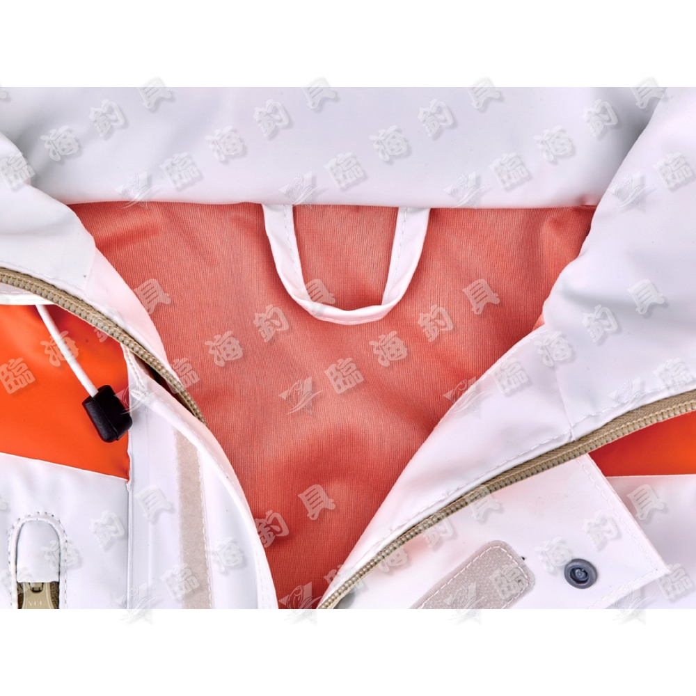 ★臨海釣具旗艦館★24H營業 紅點/GAMAKATSU雨衣 GM-3818 PVC雨衣套裝 海膠雨衣 釣魚雨衣-細節圖4