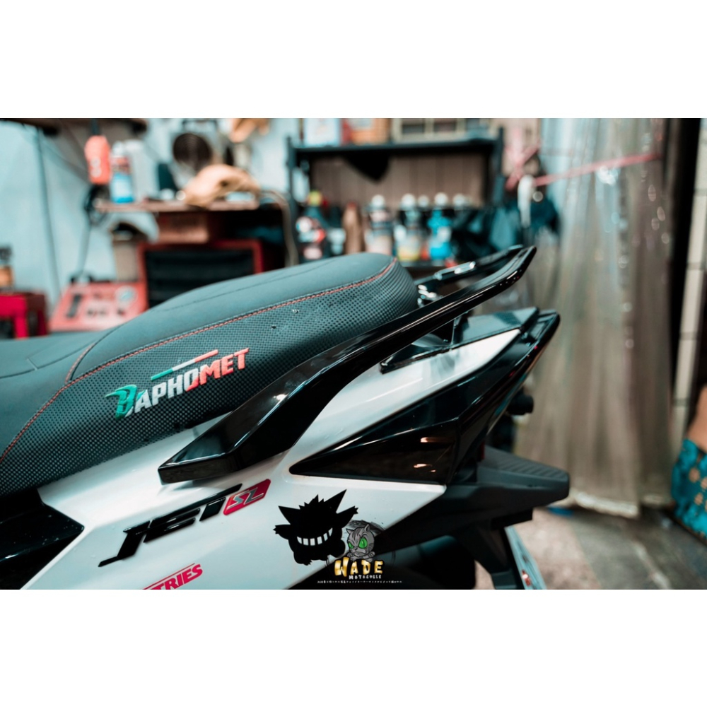 韋德機車精品 REYS R1 分離式後扶手 尾翼 後扶手 把手 牛角 扶手 適用 JETS SR JET-S 捷豹-細節圖2