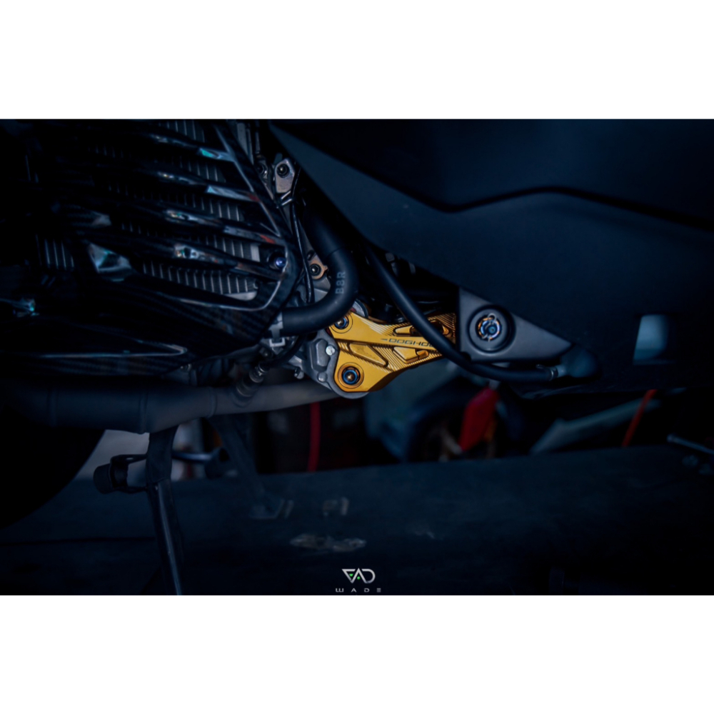 【勿下單】韋德機車精品 惡搞手工廠 B8R 戰機進氣壩 引擎吊架 鋁合金吊架 適用 六代戰 水冷BWS FORCE2.0-細節圖2