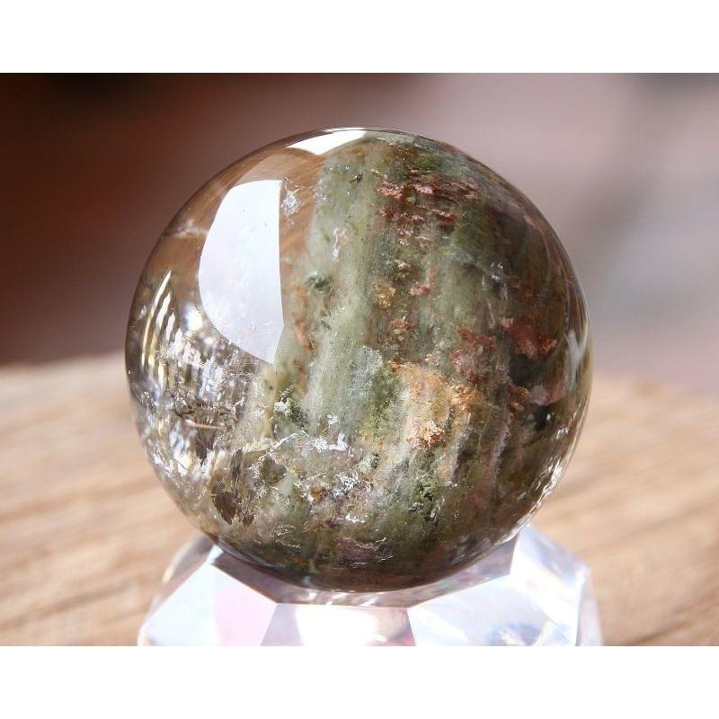 近玻璃體清透、天然意象綠幽靈多彩幽靈水晶球，直徑42mm，重103克-湧翠坊天然水晶-細節圖6