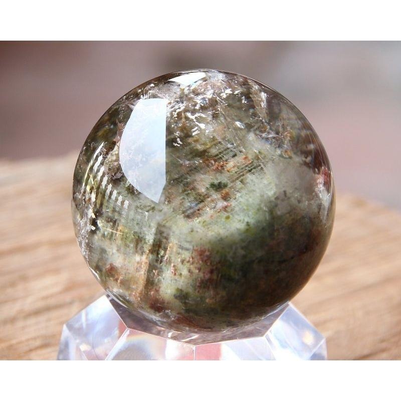 近玻璃體清透、天然意象綠幽靈多彩幽靈水晶球，直徑42mm，重103克-湧翠坊天然水晶-細節圖7