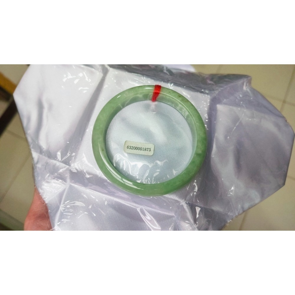 陽綠、陽亮蘋果綠滿綠翡翠 玉鐲 手鐲 -內徑約58.1mm-A045013-湧翠坊天然老坑A貨 緬甸翡翠 -附證書-細節圖4