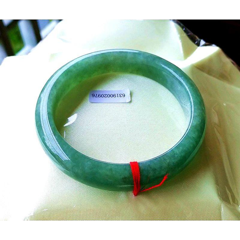 翠綠（微 藍水 ）滿綠 玉鐲 手鐲 -內徑約56.8mm__A029001-湧翠坊天然老坑A貨 緬甸翡翠 -附證書-細節圖3