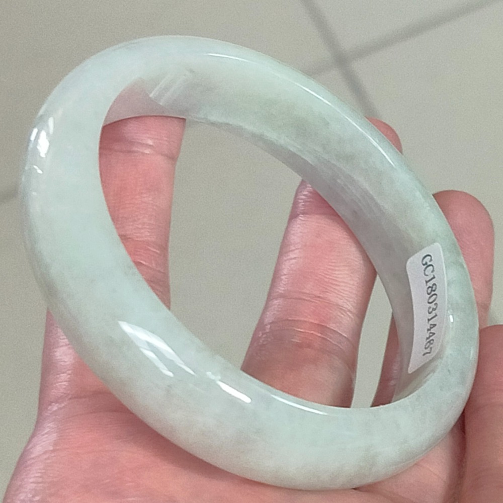 白月光、淡綠正圈玉鐲 手鐲-內徑約58mm__A004032-湧翠坊天然老坑A貨緬甸翡翠-附證書-細節圖3
