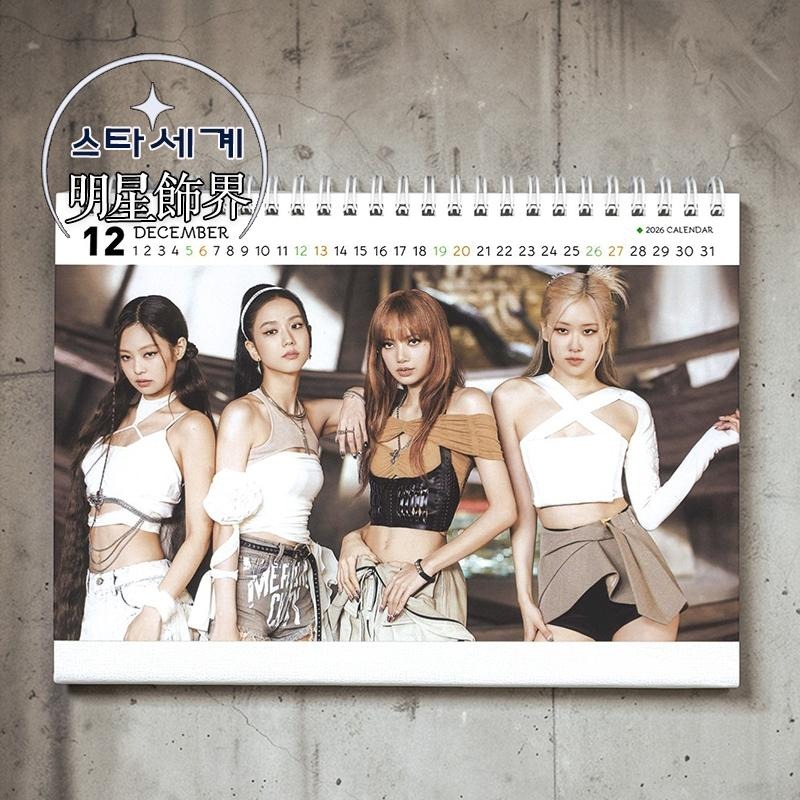 韓國代購 BLACKPINK 年曆 金智秀 朴彩英 Jennie Lisa 2026 ~ 2027 桌曆台曆-細節圖2