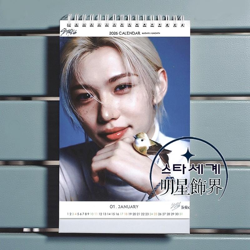 韓國進口 SKZ Stray Kids Felix 李龍馥 2026 ~ 2027 年曆 桌曆 台曆 + 貼紙-細節圖2
