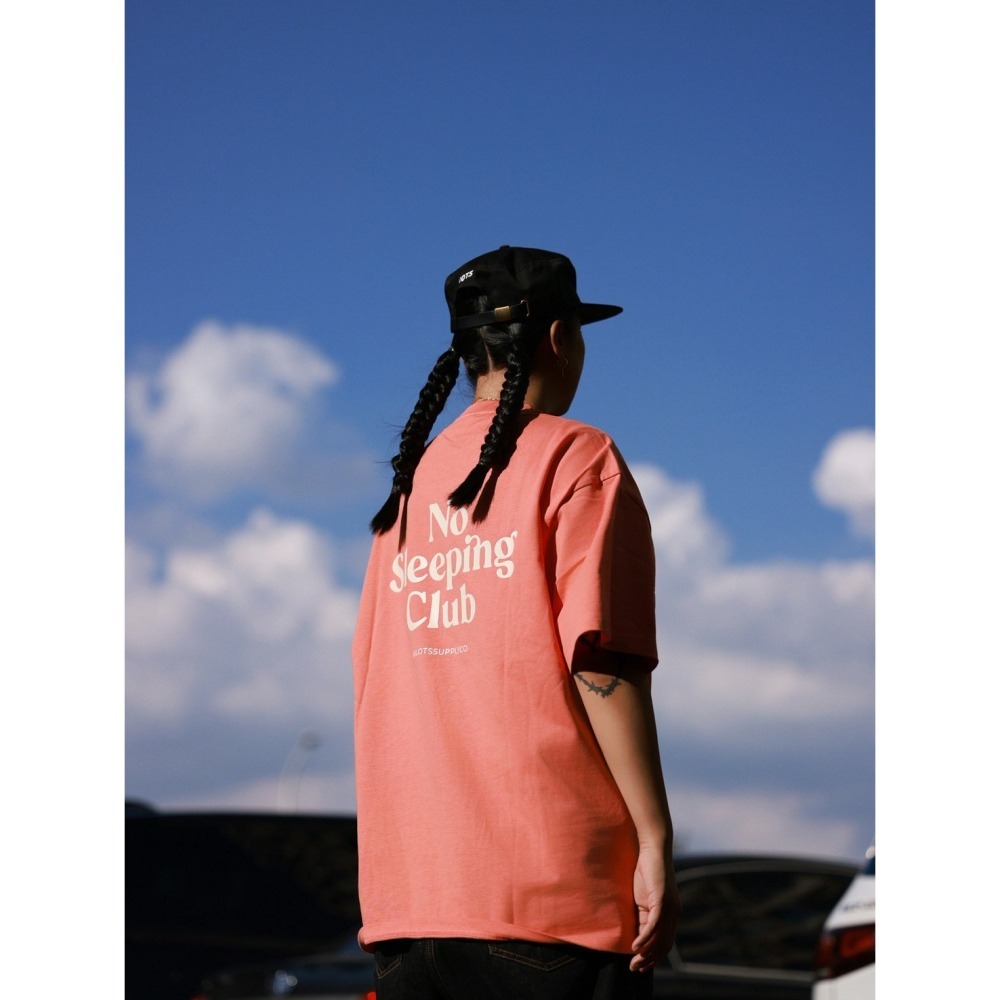 LOTSSUPPLYCO.No sleeping club(短袖,桃粉)-細節圖5