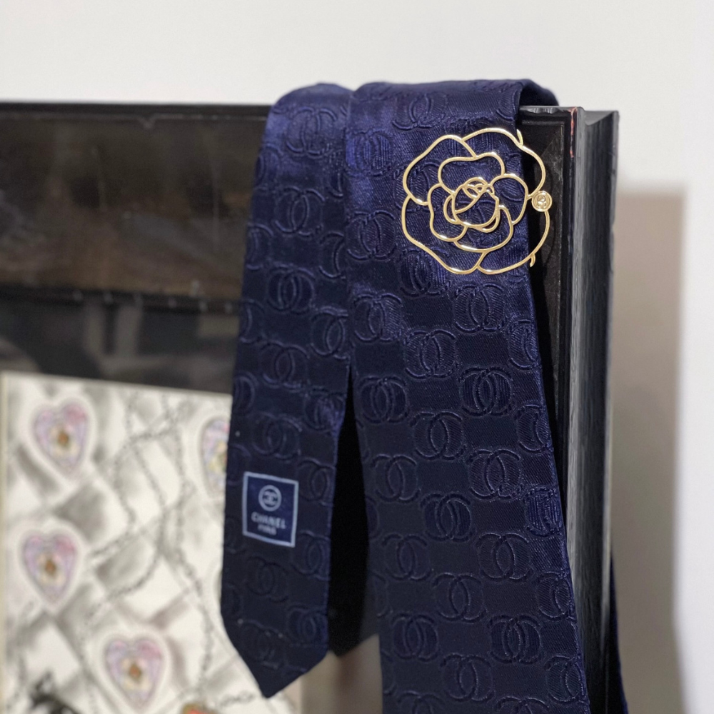 CHANEL山茶花書籤 可當領夾並經diy可變身為各種配飾-細節圖7