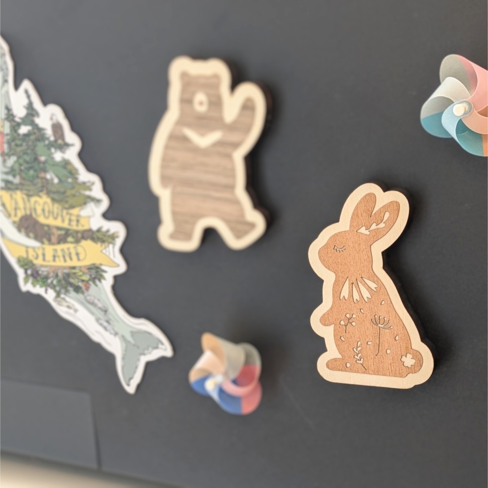 ( Alpine Days 原創商品 )  花草兔兔 木製磁鐵 冰箱磁鐵 造型磁鐵-細節圖2