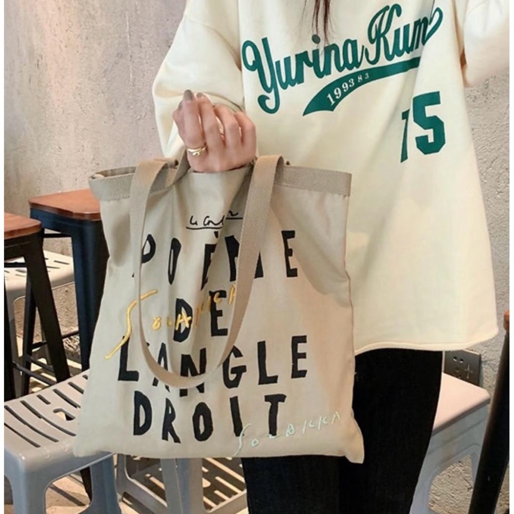 𝑯𝒖＇𝒔＞現貨｜日系文青刺繡文字兩用帆布包 14吋筆電 單肩 手提 學生黨必備 上班通勤包 上課包-細節圖6