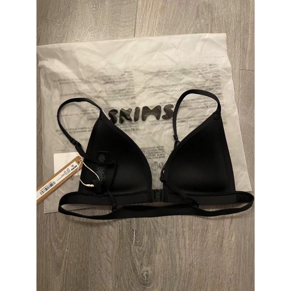 SKIMS 金卡戴珊Triangle Front Close Super PushUp Bra前扣三角托高無鋼圈美背胸罩-細節圖6