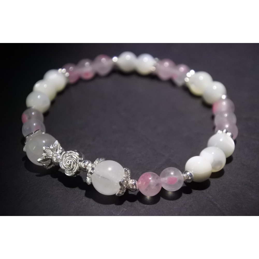 《櫻白柔光・心靜守護》水晶手串-細節圖4