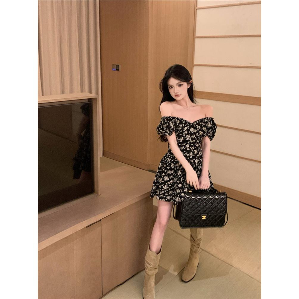 碎花V領短袖連衣裙☻甜辣法式裙子 小個子A字短裙-細節圖5