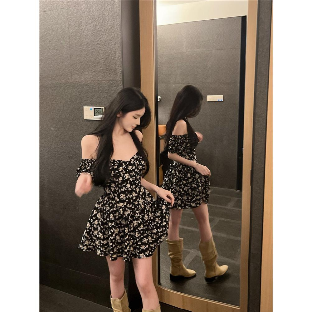 碎花V領短袖連衣裙☻甜辣法式裙子 小個子A字短裙-細節圖6