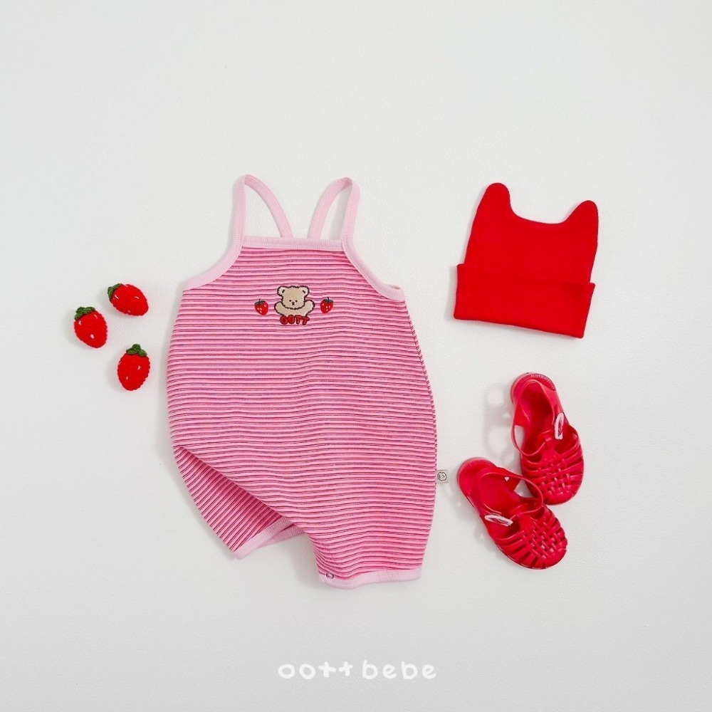 OOTTBEBE 條紋小熊吊帶褲-細節圖2