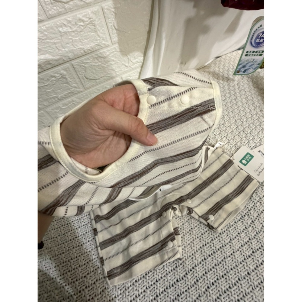 現貨│經典線條爬服-細節圖3