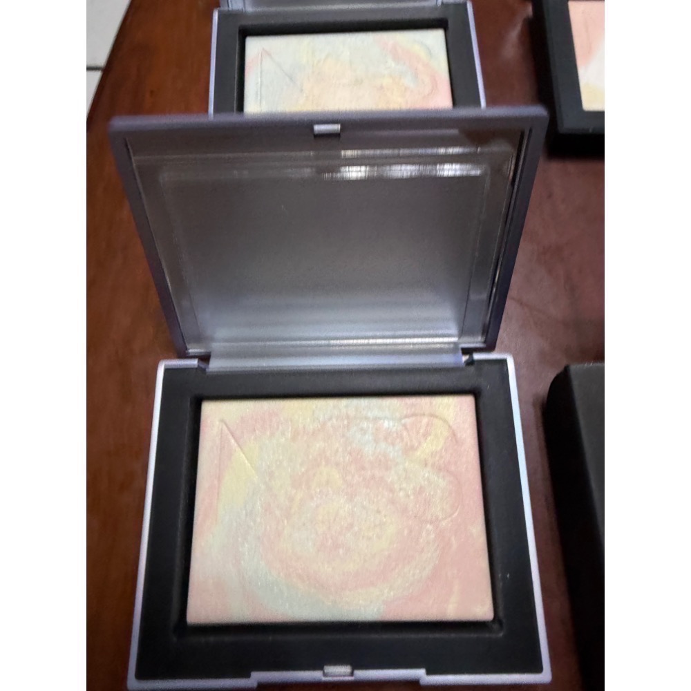出清 全新/二手 NARS 裸光幻彩蜜粉餅 月光/粉嫩/星雲紫/星光/星塵/迷你3g-規格圖3