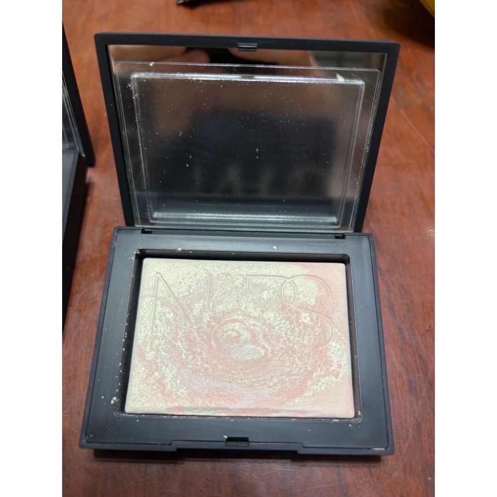 出清 全新/二手 NARS 裸光幻彩蜜粉餅 月光/粉嫩/星雲紫/星光/星塵/迷你3g-規格圖3