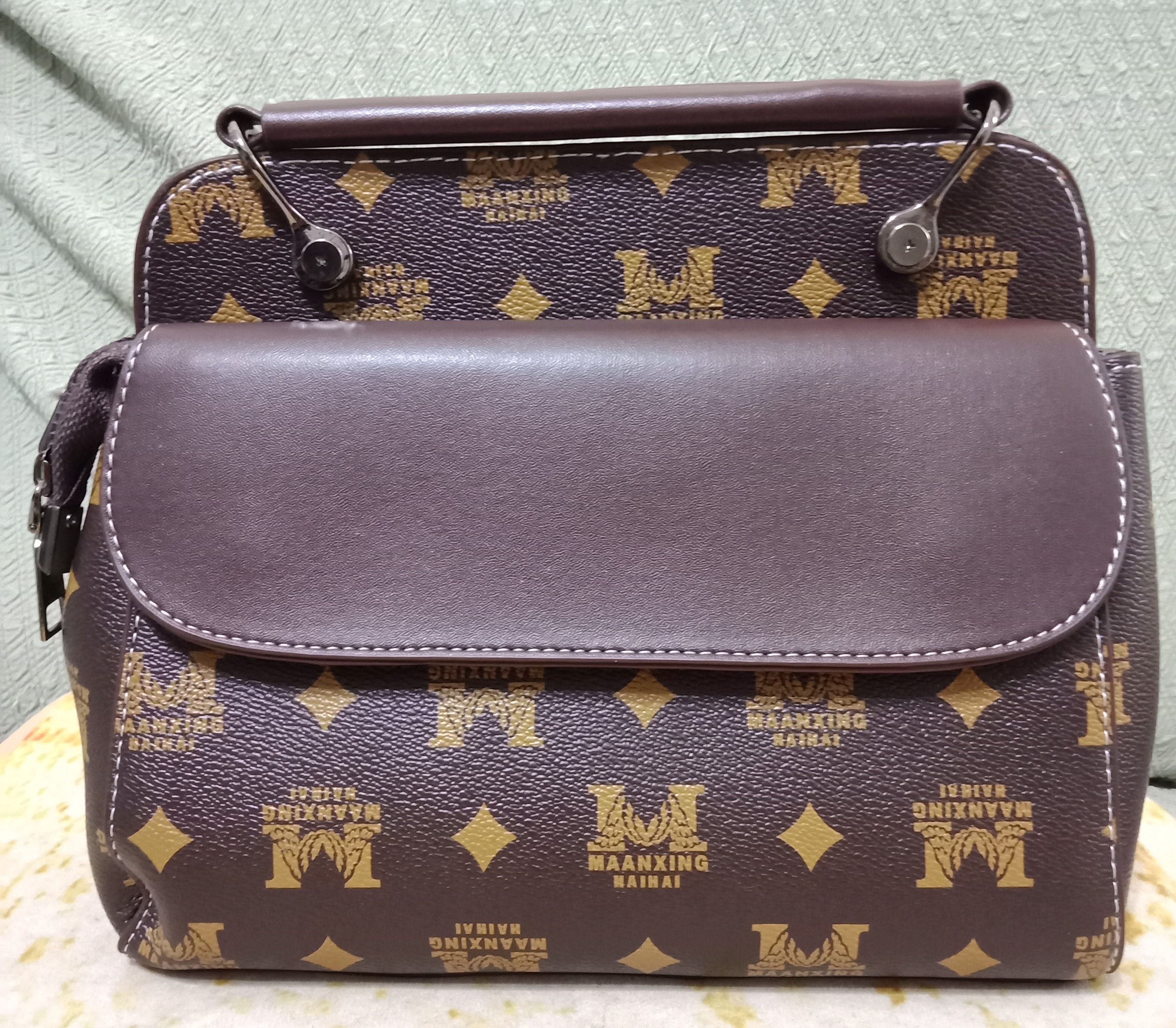 全新 Micky Ken 絕版小熊M圖案造型劍橋包 手提包 側背包 斜背包（附兩條背帶）-細節圖4