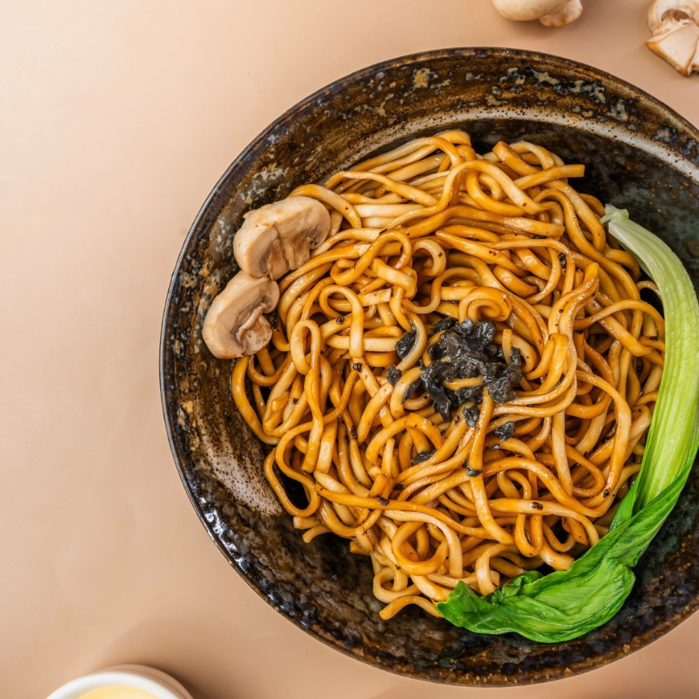 【一食拌嗑】和牛/松露乾拌麵(12袋/箱) iOPEN箱購最超值！嚴選雲林蒜酥、法式黑松露香氣｜限購1箱，1組以上請分單-細節圖5