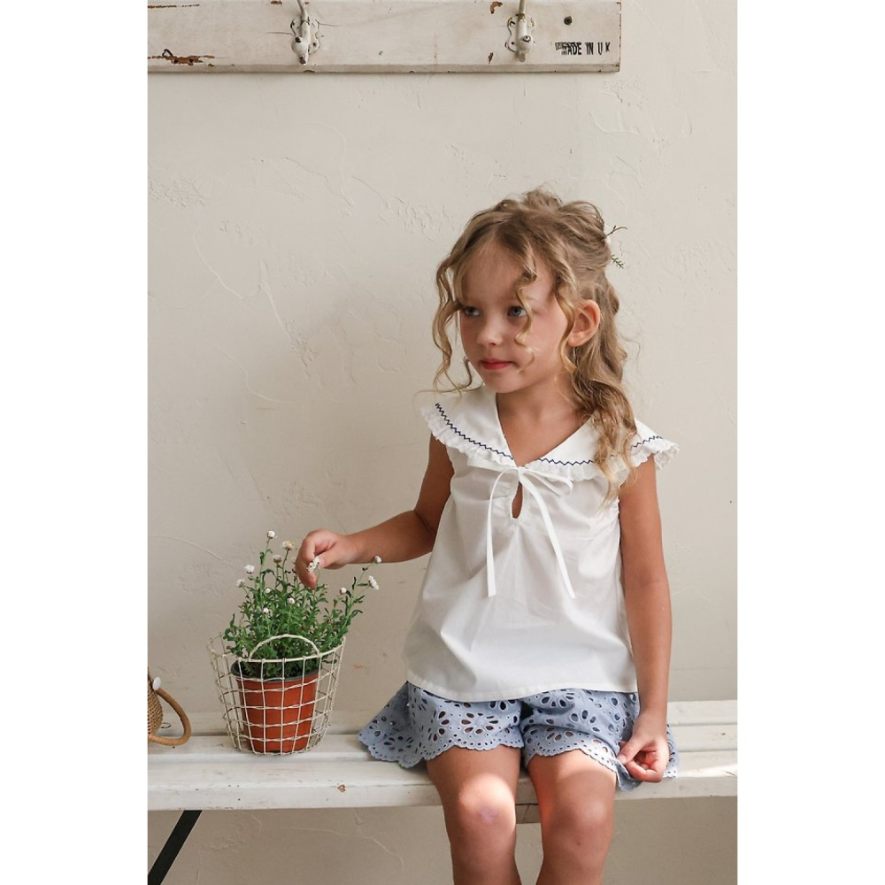 FLO 荷葉領綁帶上衣-細節圖5