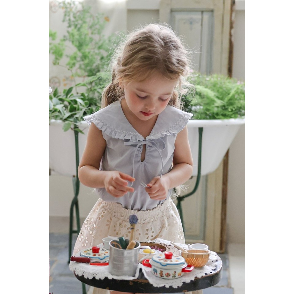 FLO 荷葉領綁帶上衣-細節圖8