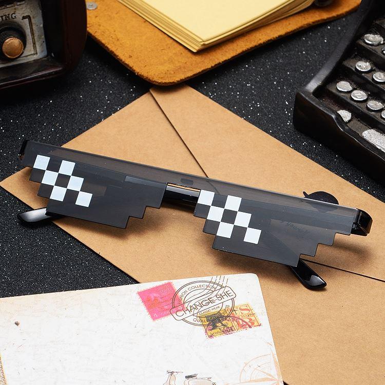 【台灣24H出貨】墨鏡 馬賽克墨鏡 裝B 二次元眼鏡 惡搞 派對眼鏡 cosplay 聖誕節 尾牙活動【RG324】-細節圖2