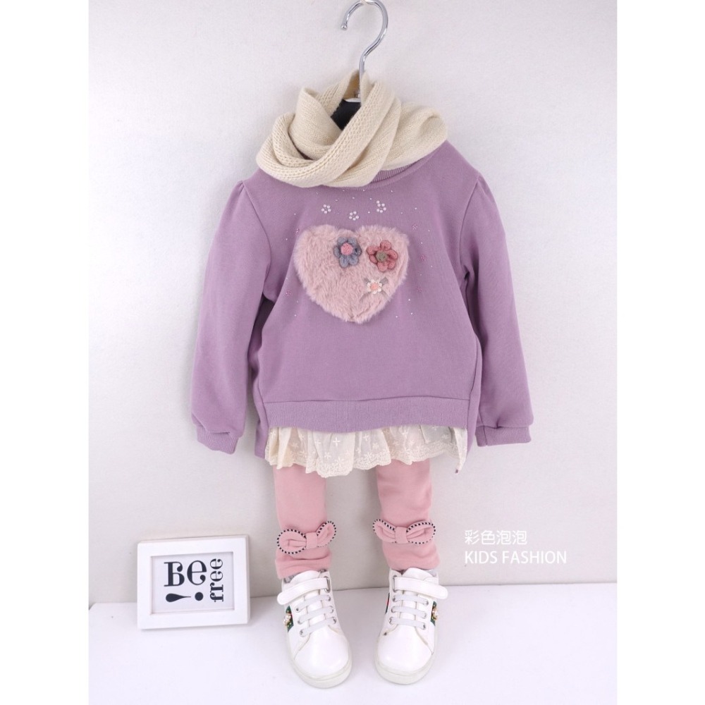 ○。° 彩色泡泡 °。○ 童裝【貨號F31442】秋冬。亮鑽絨毛愛心棉T~2色-細節圖6