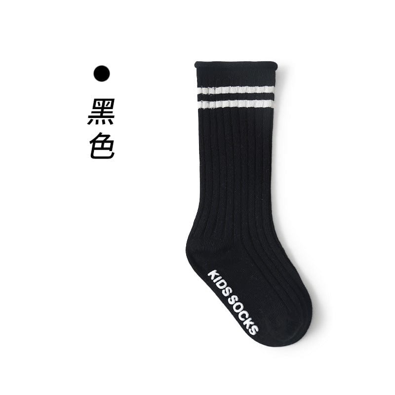 黑色