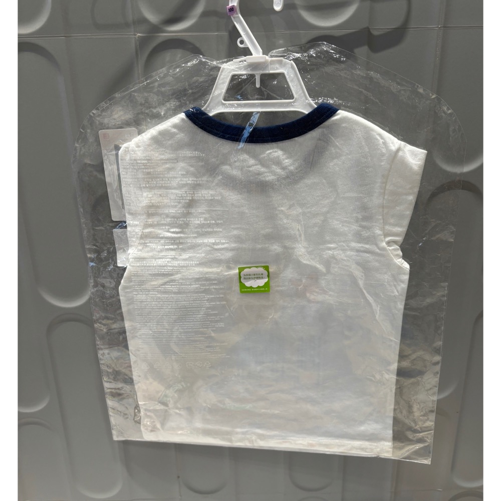 Uniqlo 野貓軍團上衣100公分 不拆售-細節圖4