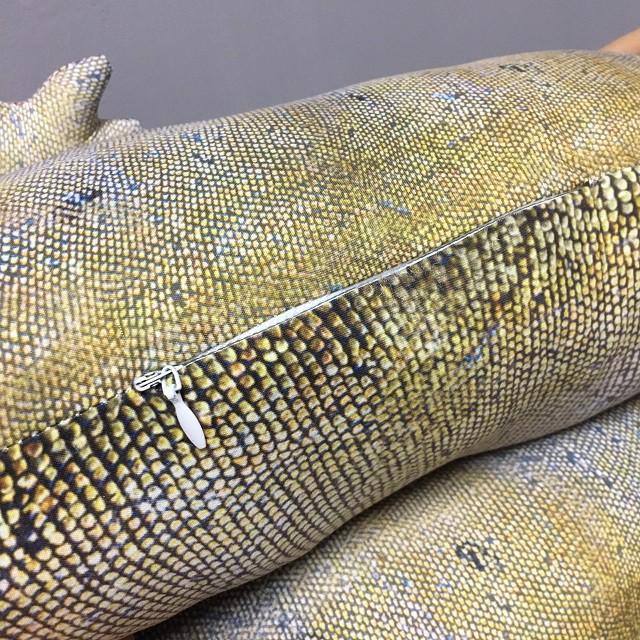 【🔥台灣24H出貨🔥】仿真壁虎 蜥蜴抱枕 蜥蜴娃娃 壁虎抱枕 聖誕節 萬聖節 禮物 交換禮物 110cm【RS675】-細節圖4