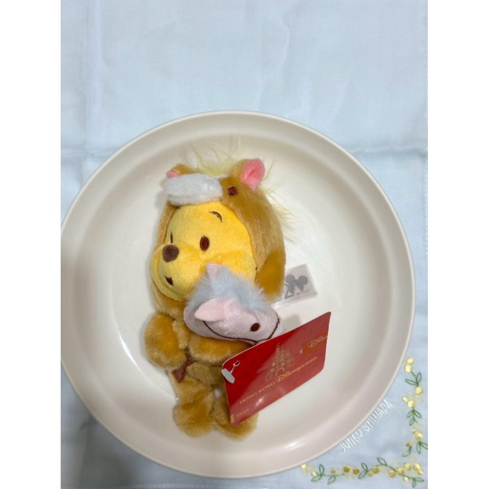 現貨❗️2026馬年維尼 香港迪士尼帶回🇭🇰 維尼 Winnie pooh 限定 馬年 海外-細節圖2