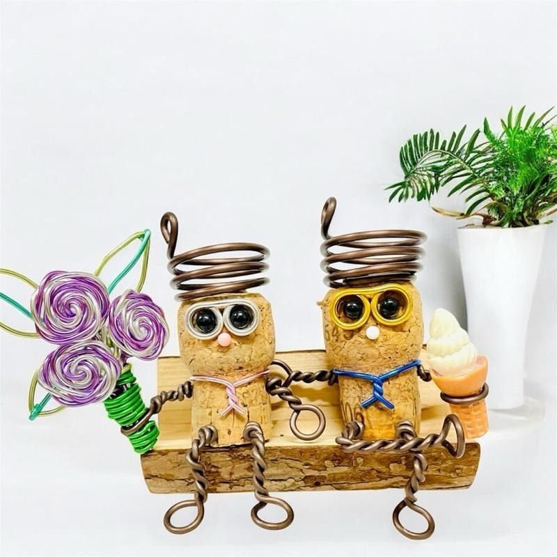 微甜多肉小陽台．空氣鳳梨的家｜鋁線手作． 悠閒的約會時光～軟木塞空鳳架(不含空鳳，冰淇淋小飾品顏色為隨機）-細節圖3