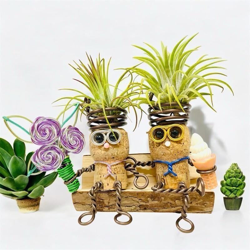 微甜多肉小陽台．空氣鳳梨的家｜鋁線手作． 悠閒的約會時光～軟木塞空鳳架(不含空鳳，冰淇淋小飾品顏色為隨機）-細節圖4