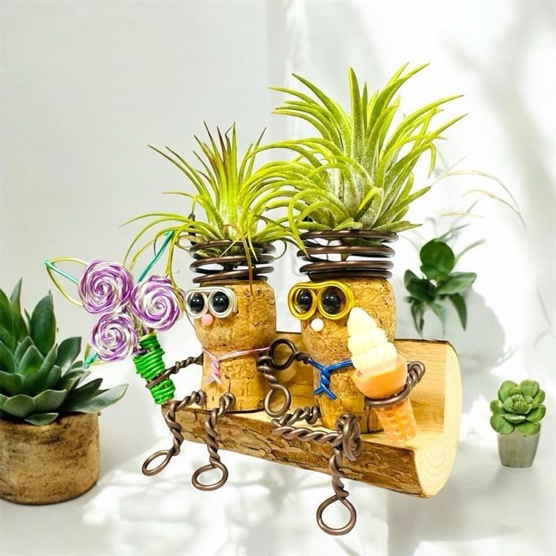 微甜多肉小陽台．空氣鳳梨的家｜鋁線手作． 悠閒的約會時光～軟木塞空鳳架(不含空鳳，冰淇淋小飾品顏色為隨機）-細節圖5