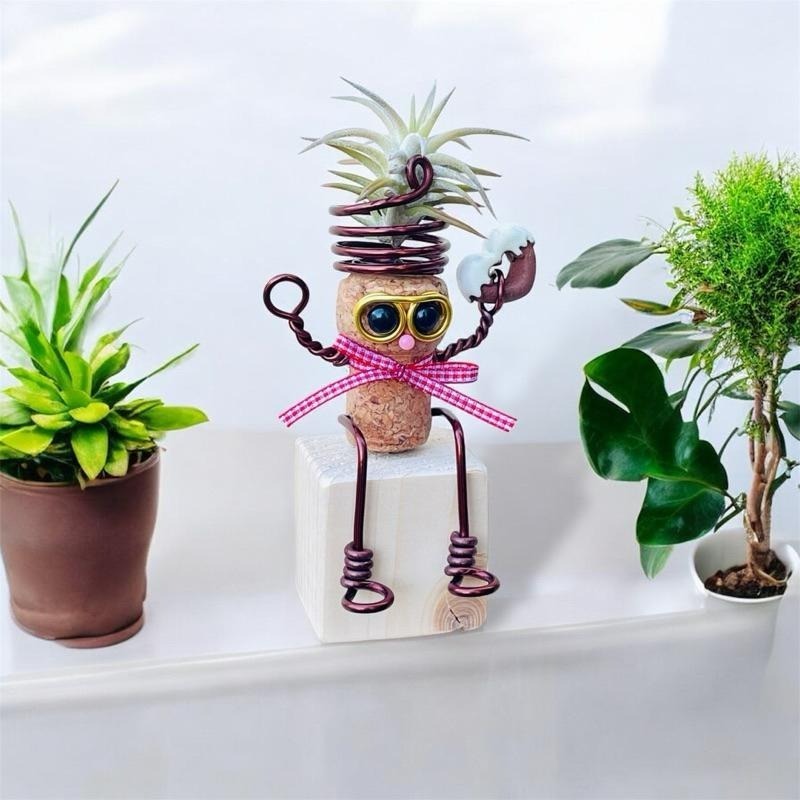 微甜多肉小陽台．空氣鳳梨的家｜鋁線手作．童趣小物~軟木塞娃娃空鳳架×積木座(不含空鳳)-細節圖9