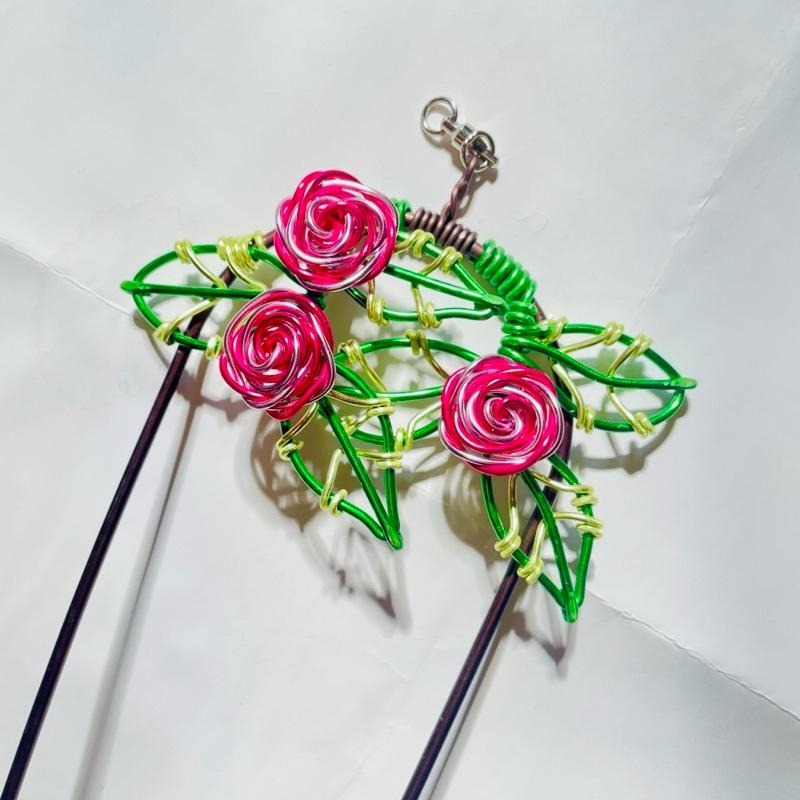 微甜多肉小陽台·空氣鳳梨的家｜鋁線手作．可旋轉軟木塞玫瑰空鳳掛架（不含空鳳）-細節圖7