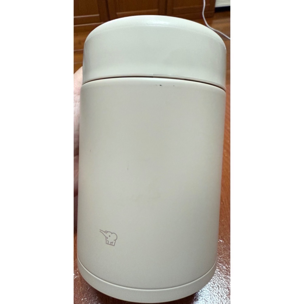 象印一體式中栓不鏽鋼燜燒杯520ml(象牙白/二手)-細節圖2