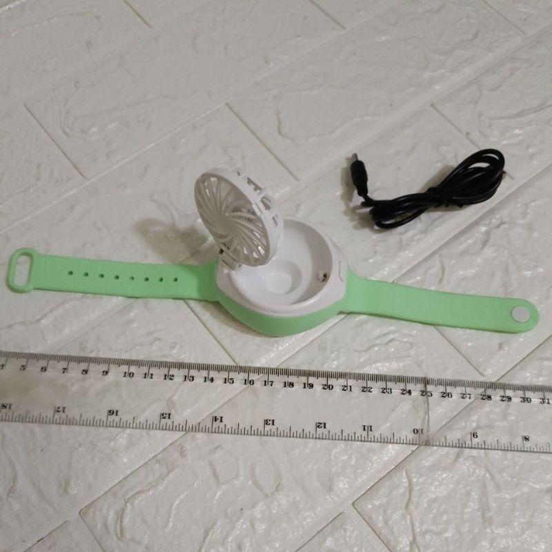 全新 現貨 彈跳 充電式 三段 風扇 手環 酷炫 彷 手錶 小風扇 渦輪 扇 禮物-細節圖3