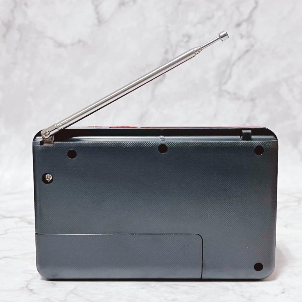 金正 KK69BT 藍芽加強版音箱 無線 可插卡 FM收音機 喇叭 USB 便攜式 音響 聽音樂-細節圖5