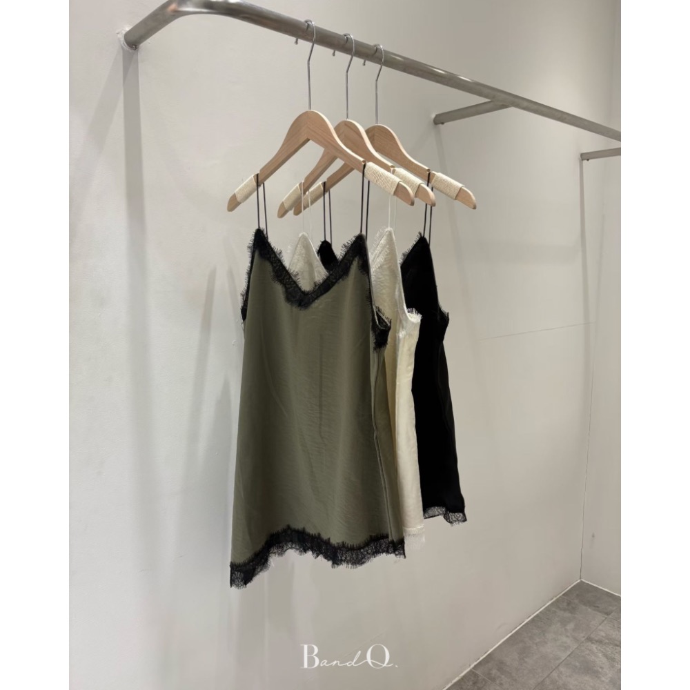 Korea🇰🇷女款｜慵懶感法式蕾絲緞感背心｜GA175［預購］BandQ studio-細節圖6