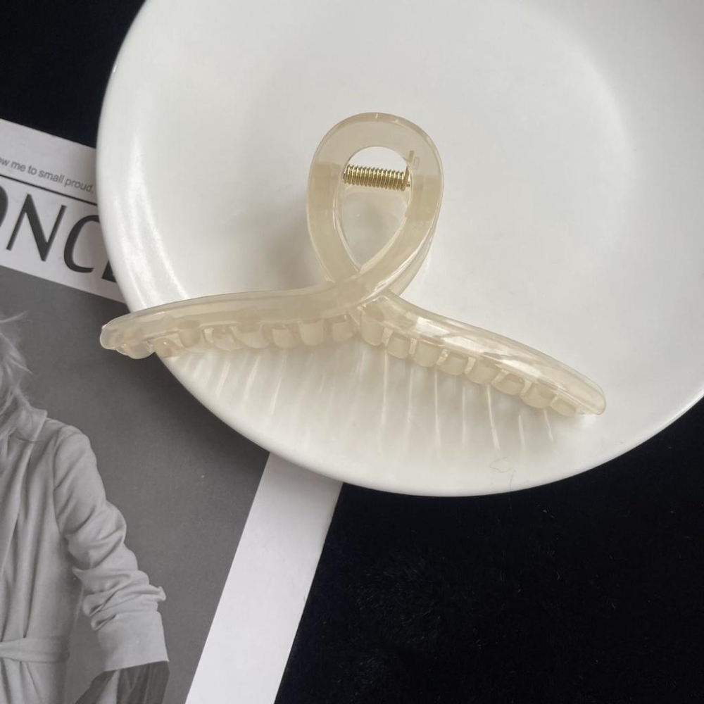 台灣現貨 韓風復古大抓夾 果凍夾 鯊魚夾 簡約抓夾-細節圖5