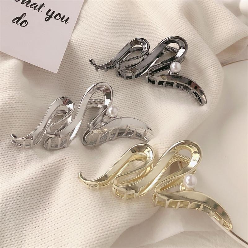 金屬波浪珍珠鯊魚夾 設計款盤髮夾 波浪髮夾 髮量多大嘴夾-細節圖3