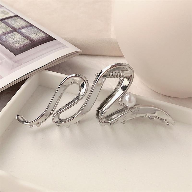 金屬波浪珍珠鯊魚夾 設計款盤髮夾 波浪髮夾 髮量多大嘴夾-細節圖6