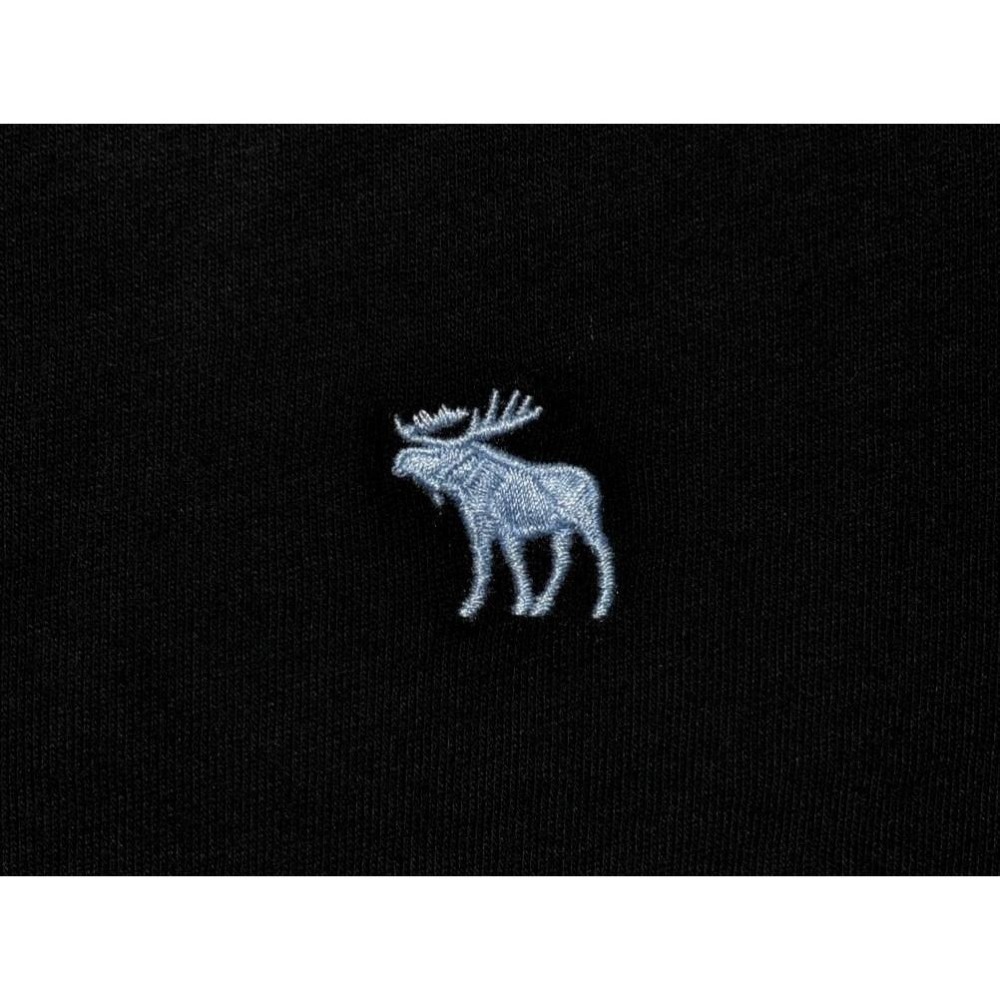 Abercrombie＆Fitch 黑色 V領短袖T恤【S】【M】【L】logo刺繡 全新 現貨-細節圖5